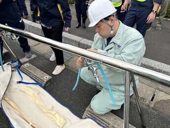 給水訓練の写真